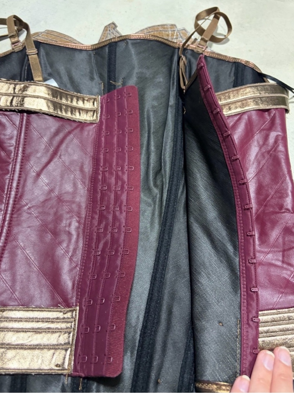 New Wonder Woman Costume. Large. Corset fits 34-36C. - Picture 6 of 9